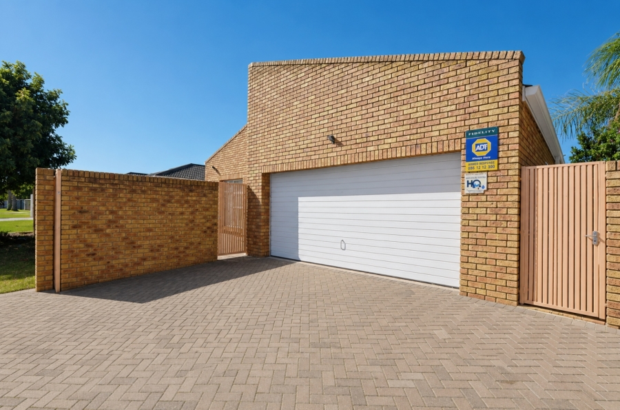 3 Bedroom Property for Sale in Parklands Western Cape